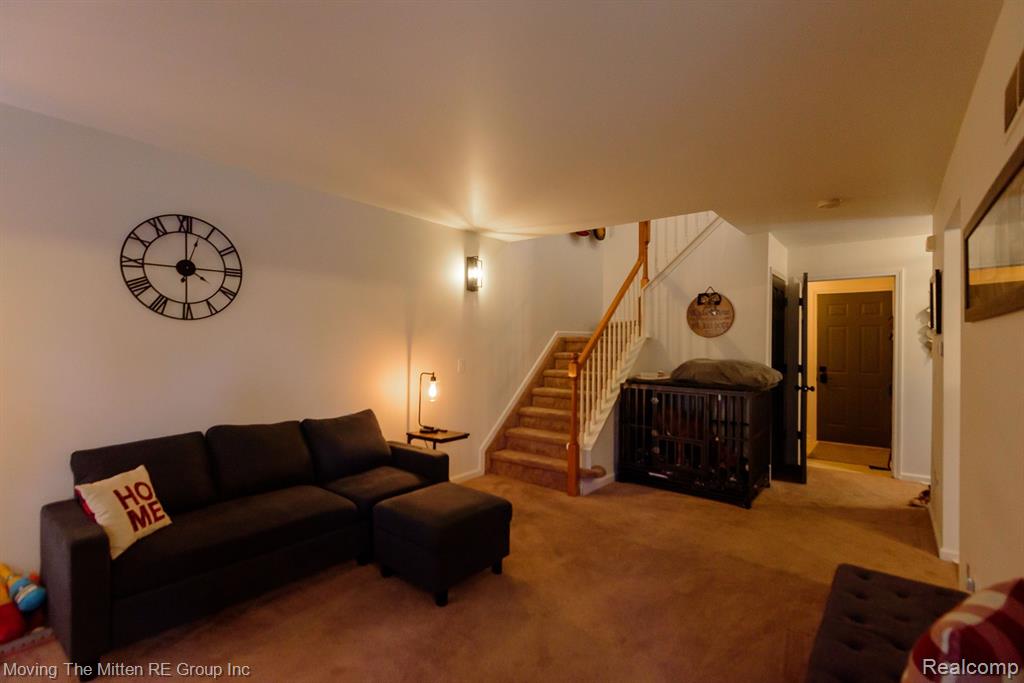 8927 ARCADIA, Van Buren, MI 48111 — Photo 5