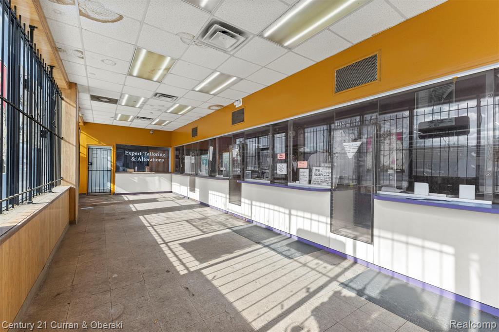 16300 W 7 Mile Road, Detroit, MI 48235 — Photo 8
