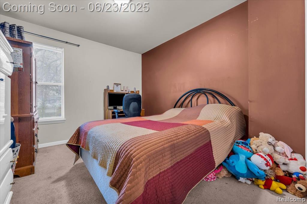 417 E BERNHARD Avenue, Hazel Park, MI 48030 — Photo 21