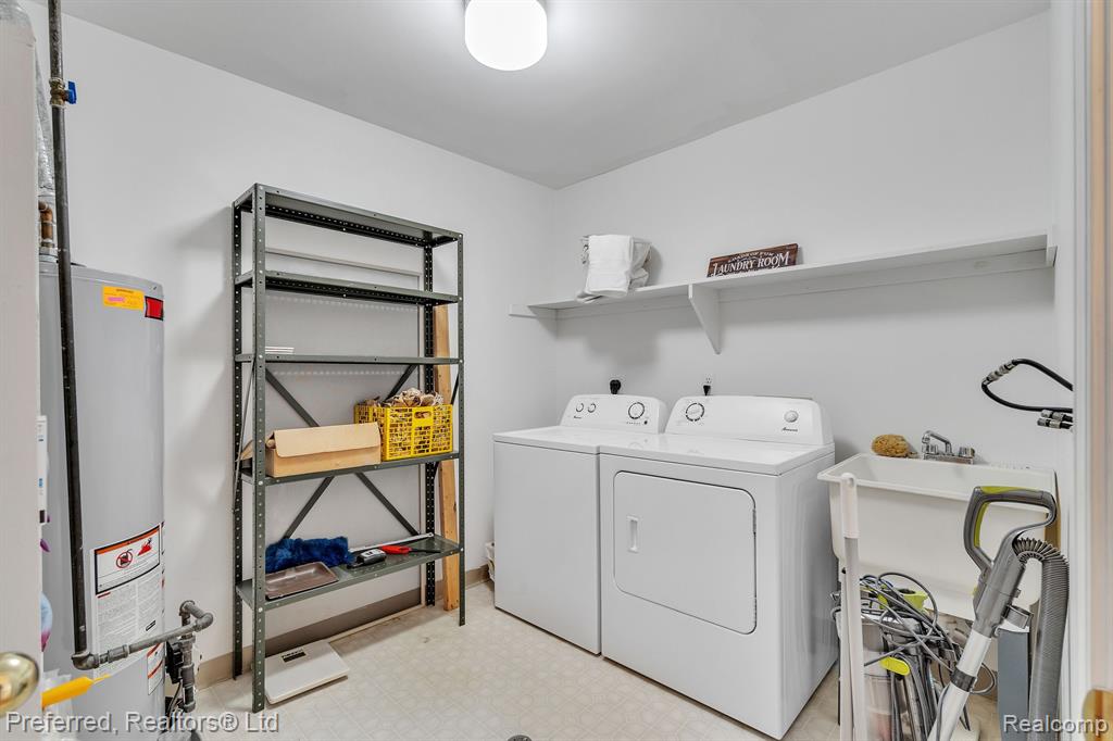 42565 LILLEY POINTE Drive, Canton, MI 48187 — Photo 23
