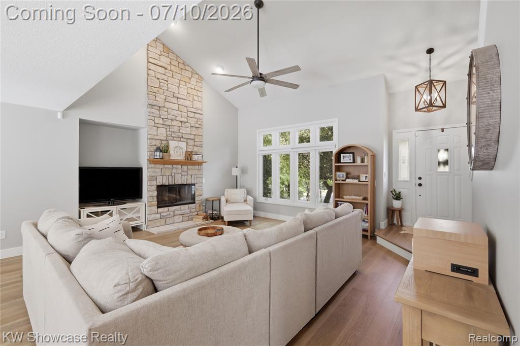 525 Aarons Way, Ortonville, MI 48462 — Photo 11