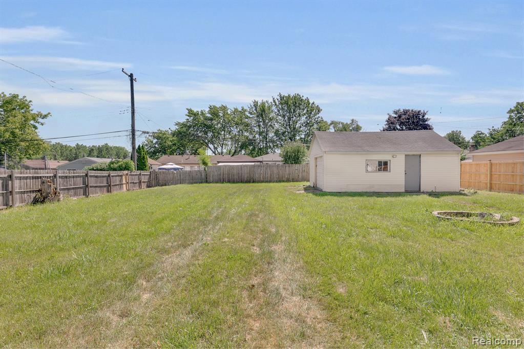 6081 CHEROKEE Street, Taylor, MI 48180 — Photo 20