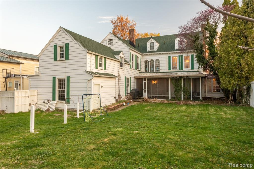 39 E ELM Avenue, Monroe, MI 48162 — Photo 9