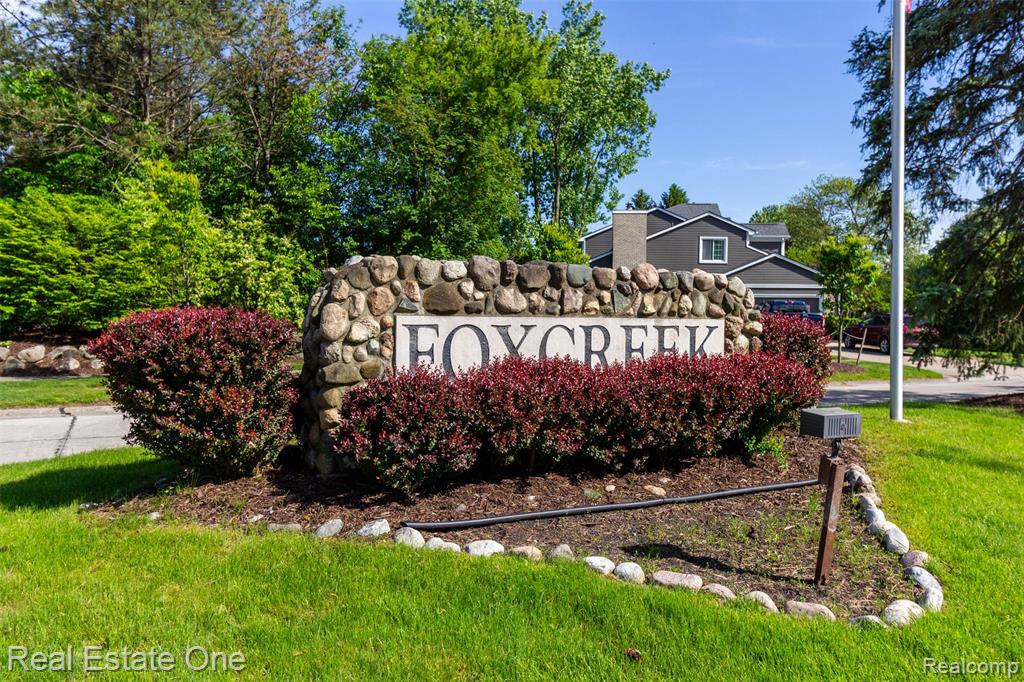 7062 Foxridge Drive, Canton, MI 48187 — Photo 3