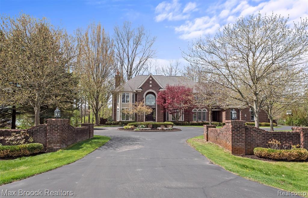 398 Shrewsbury Drive, Clarkston, MI 48348 — Photo 4