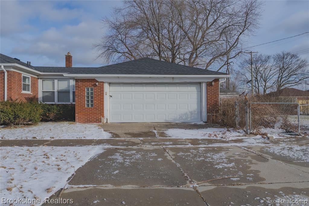 17006 Juliana Avenue, Eastpointe, MI 48021 — Photo 5