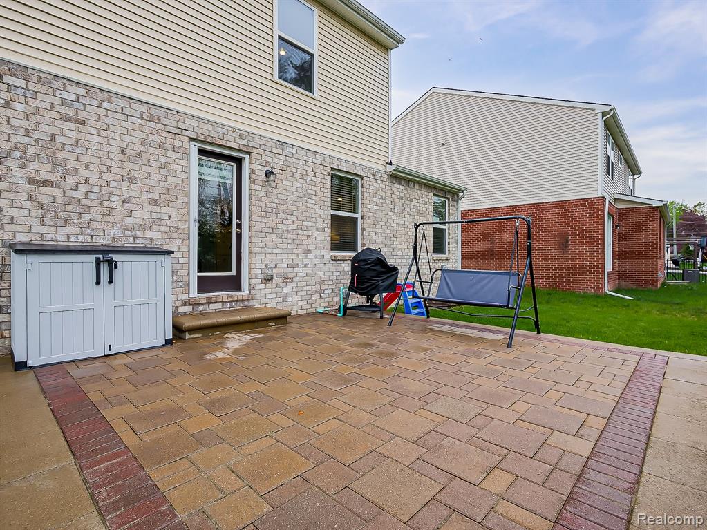 8640 Quincy Drive, Westland, MI — Photo 34