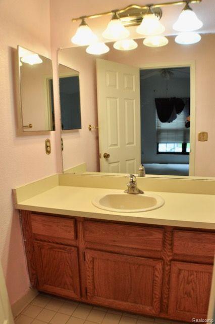 38843 COUNTRY Circle, 80, Farmington Hills, MI 48331 — Photo 17