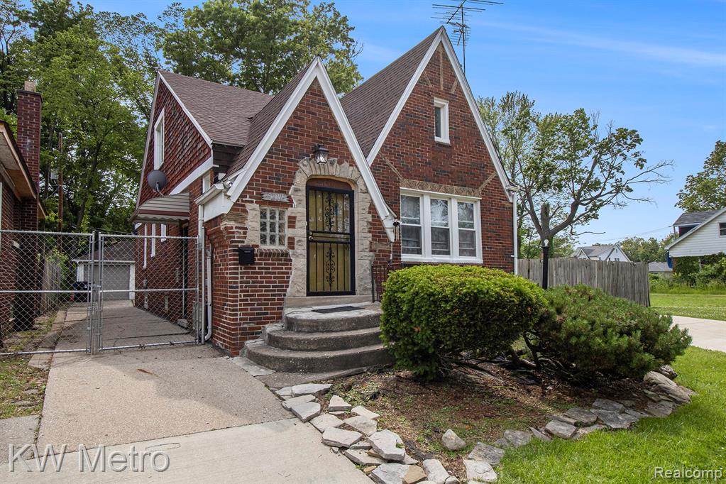 9211 Devonshire Road, Detroit, MI 48224 — Photo 2