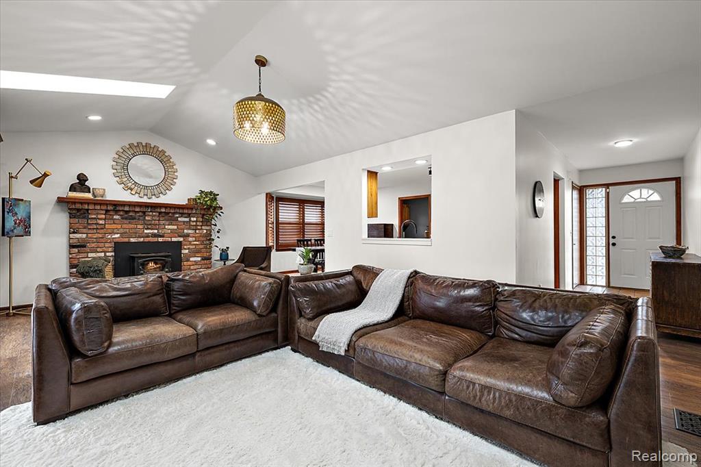 51604 Base Street, New Baltimore, MI 48047 — Photo 16