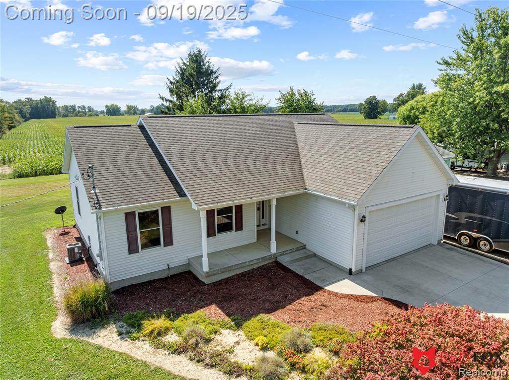 8110 Middleton Road, Corunna, MI 48817 — Photo 4
