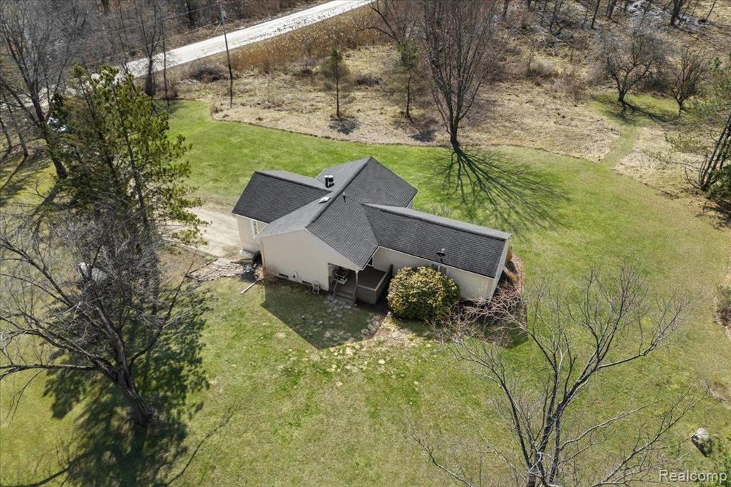 8470 WASHBURN Road, Goodrich Vlg, MI — Photo 2