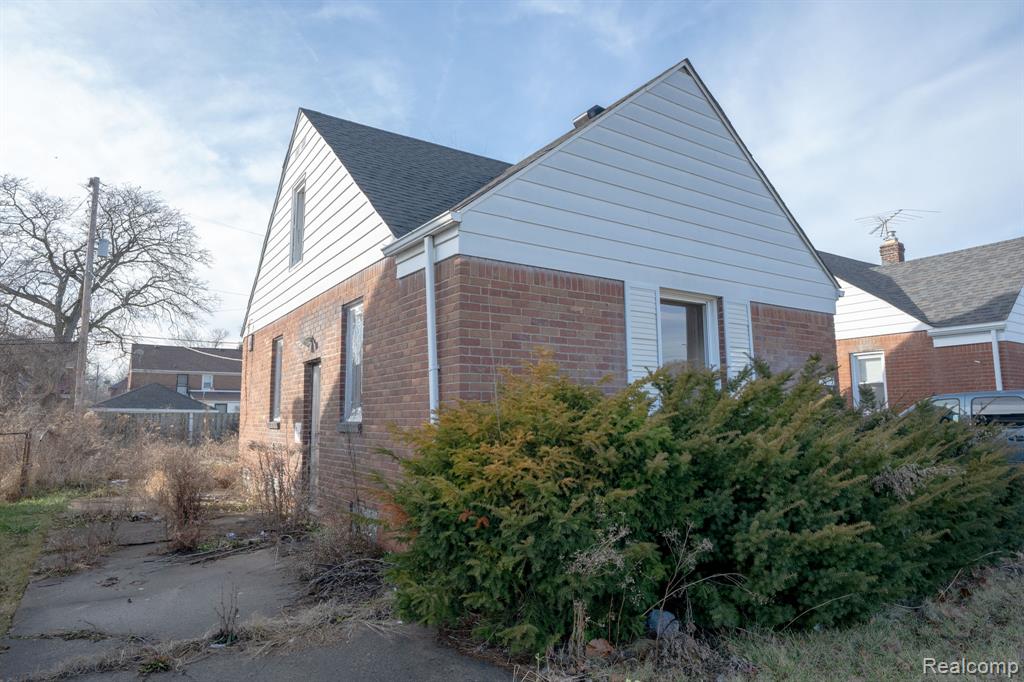 5045 Cadieux Road, Detroit, MI 48224 — Photo 3