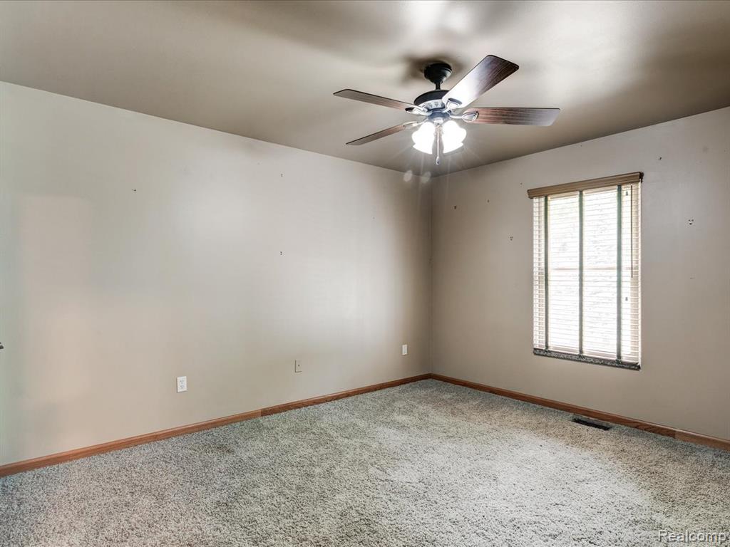 5652 N Lake Drive, Kimball, MI — Photo 20