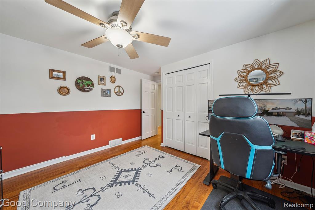 3370 INDIANDALE Drive, Orchard Lake Village, MI 48324 — Photo 42