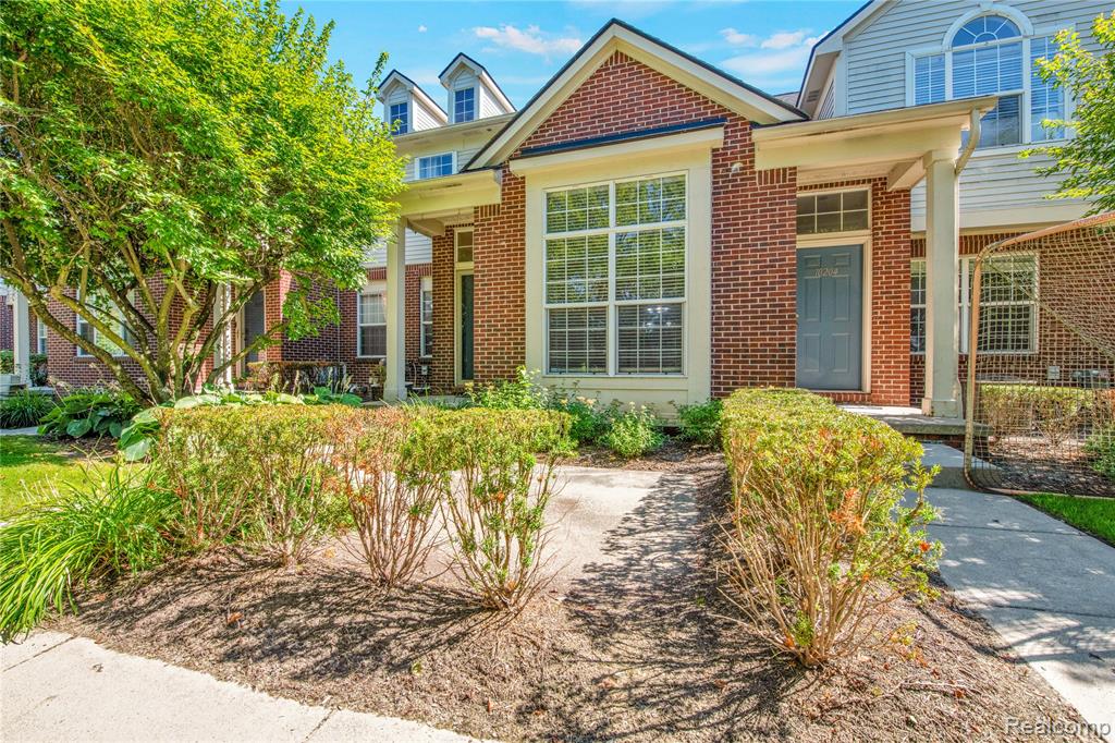 10104 Jasmine Drive, Walled Lake, MI 48390 — Photo 4