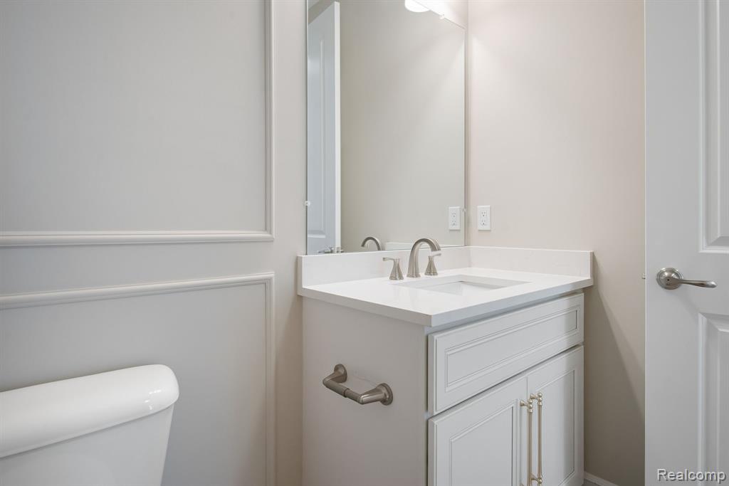 54630 Brenda Drive, Macomb, MI 48042 — Photo 23