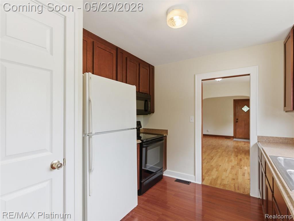 6335 Silver Lake Road, Linden, MI 48451 — Photo 16