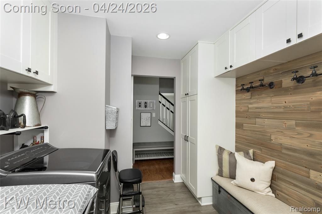 5267 Winchester Drive, Troy, MI 48085 — Photo 19