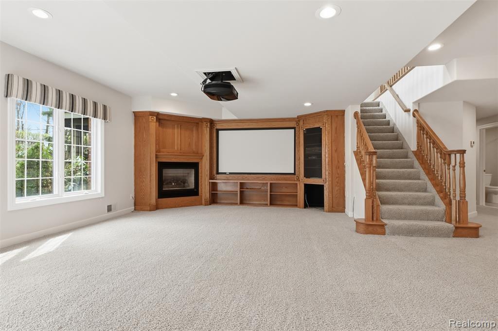 6228 Windemere Point, Brighton, MI 48116 — Photo 24