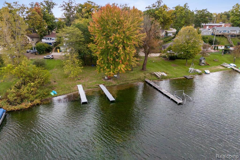 5630 Glen Echo Drive, Howell, MI 48843 — Photo 41