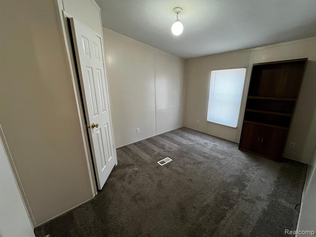 7001 BRIDES BAY Court, Ira, MI — Photo 17