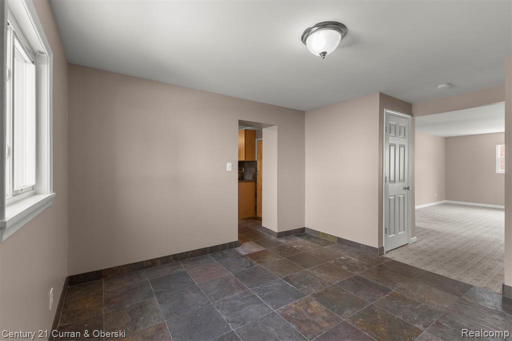 6905 N Beech Daly Road, Dearborn Heights, MI 48127 — Photo 9