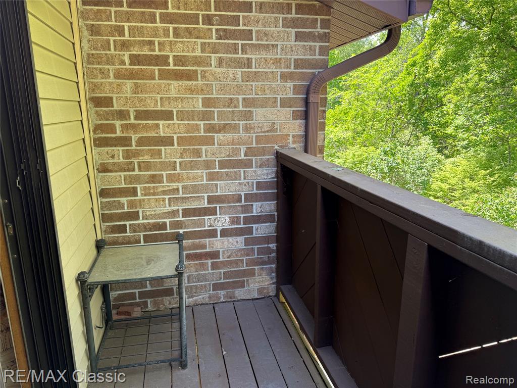 7806 Manor Circle, 203, Westland, MI — Photo 18