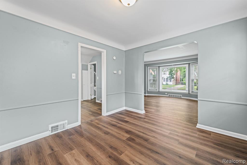 17400 Huntington Road, Detroit, MI 48219 — Photo 9