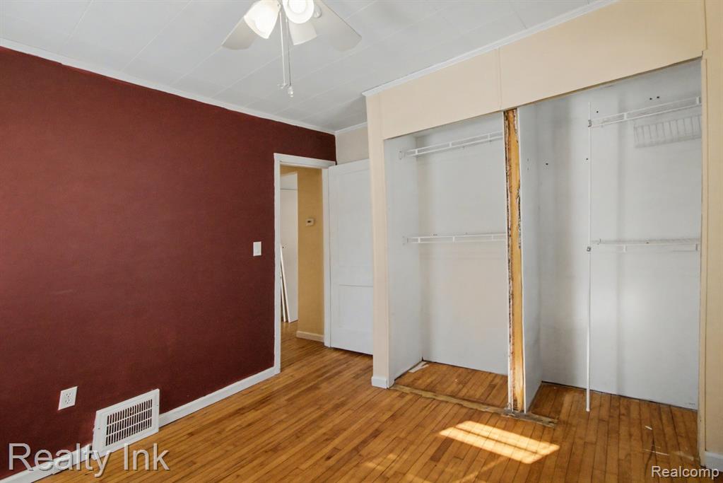4845 Hatchery Road, Waterford, MI 48329 — Photo 10