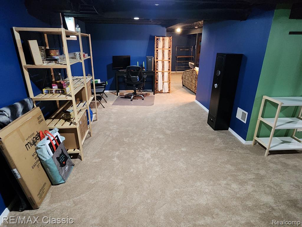 621 SYMES Avenue, Royal Oak, MI 48067 — Photo 31