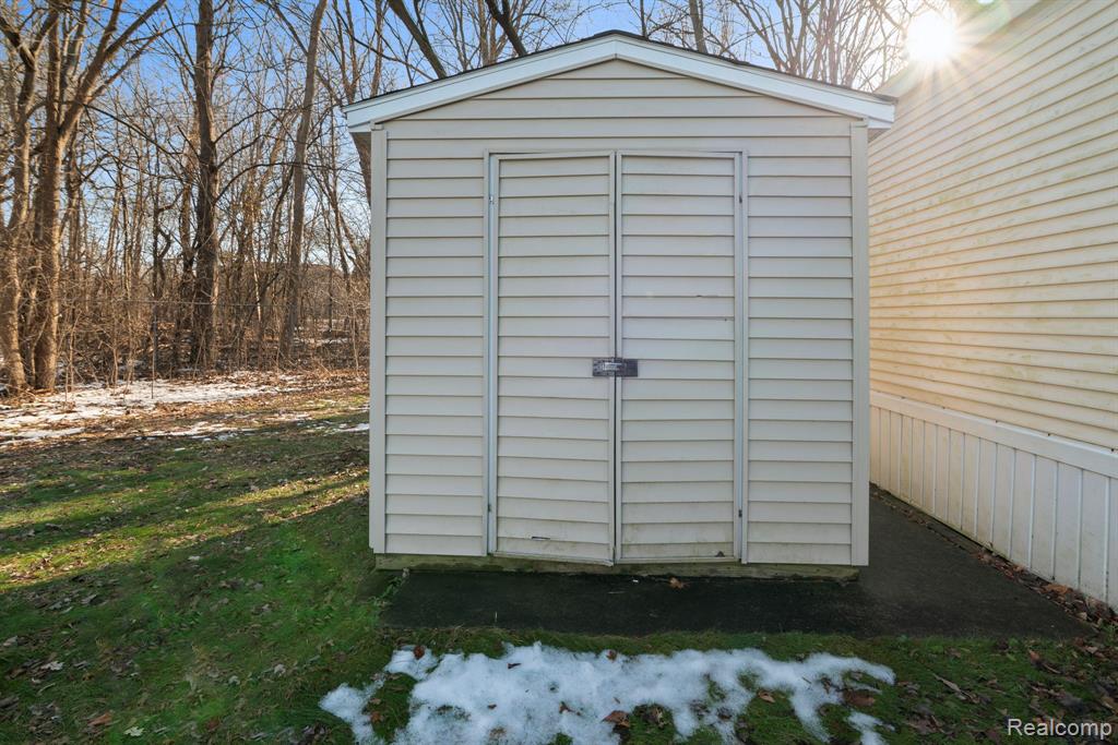 351 North Squirrel Road #207, Auburn Hills, MI 48326 — Photo 14