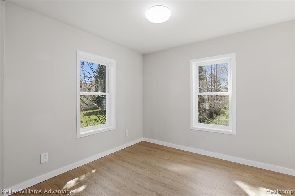 33451 Brown Street, Garden City, MI — Photo 10