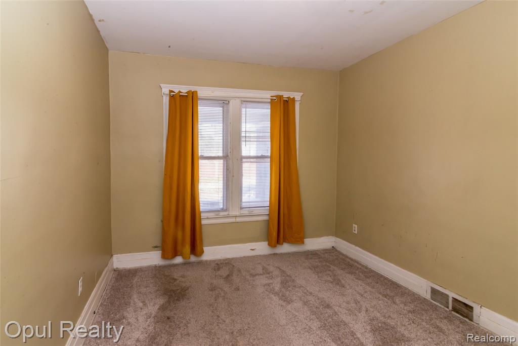 6361 Devereaux Street, Detroit, MI 48210 — Photo 20