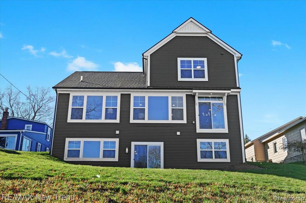 311 CAROLINE Street, Milford, MI 48381 — Photo 5