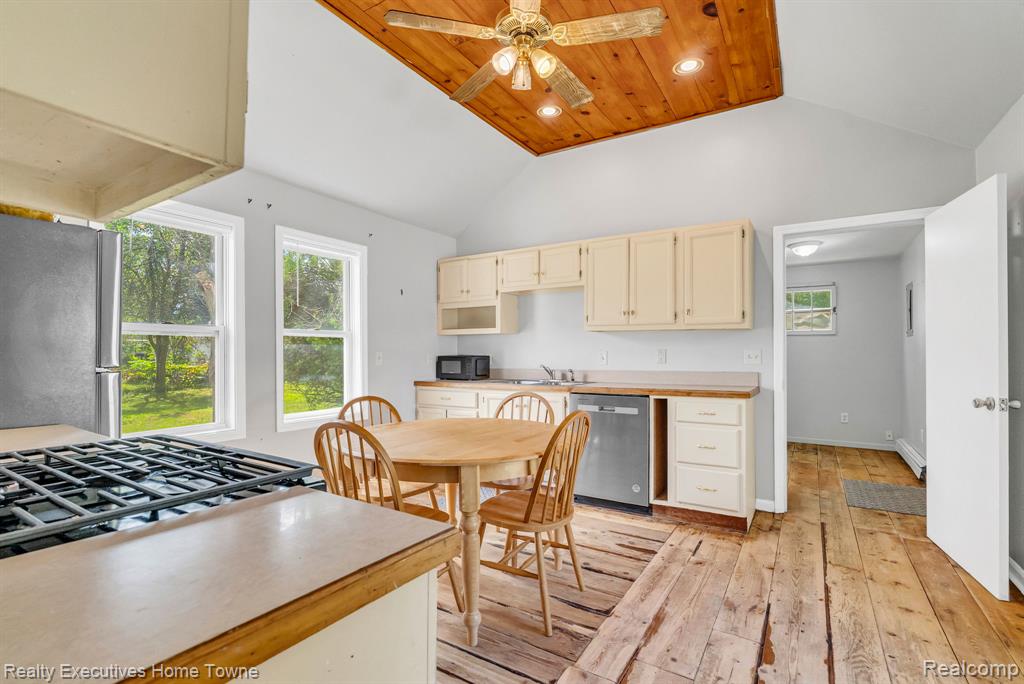 6555 Bunker Road, Burtchville, MI 48059 — Photo 9