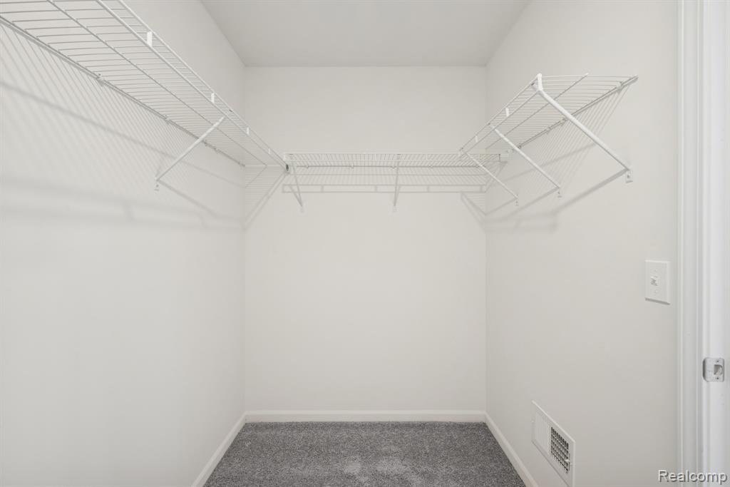 435 Hidden River W, Holly, MI 48442 — Photo 19