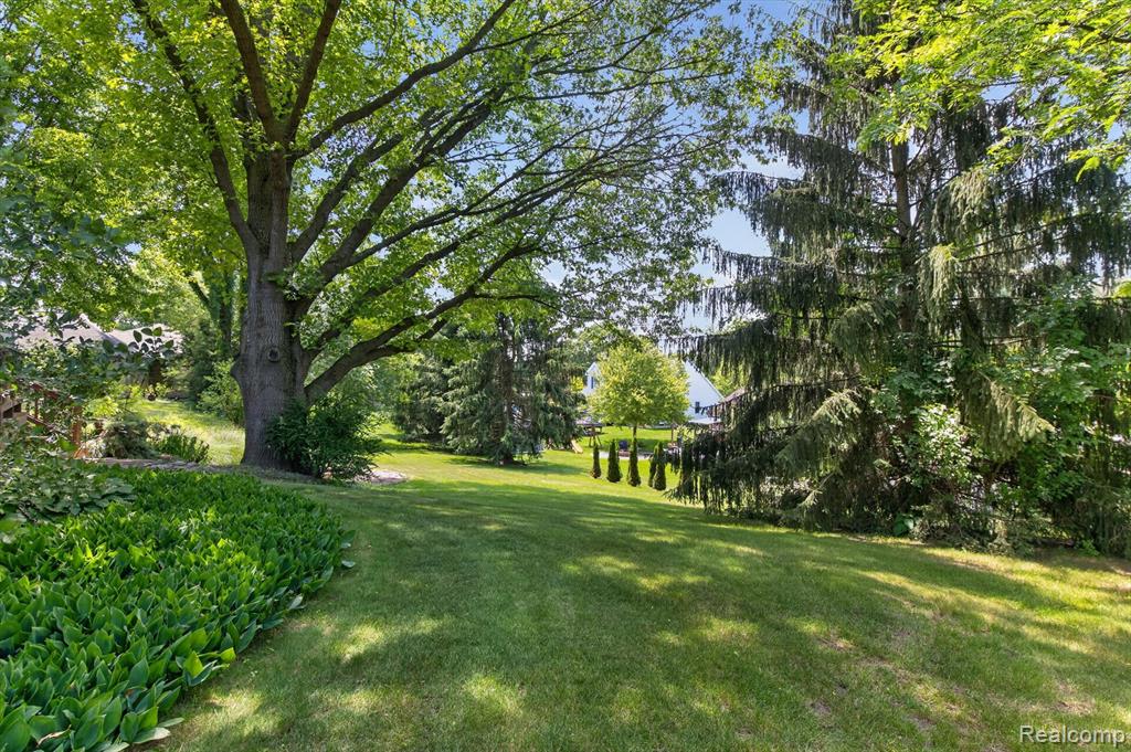 9968 Timothy Lane, South Lyon, MI 48178 — Photo 56