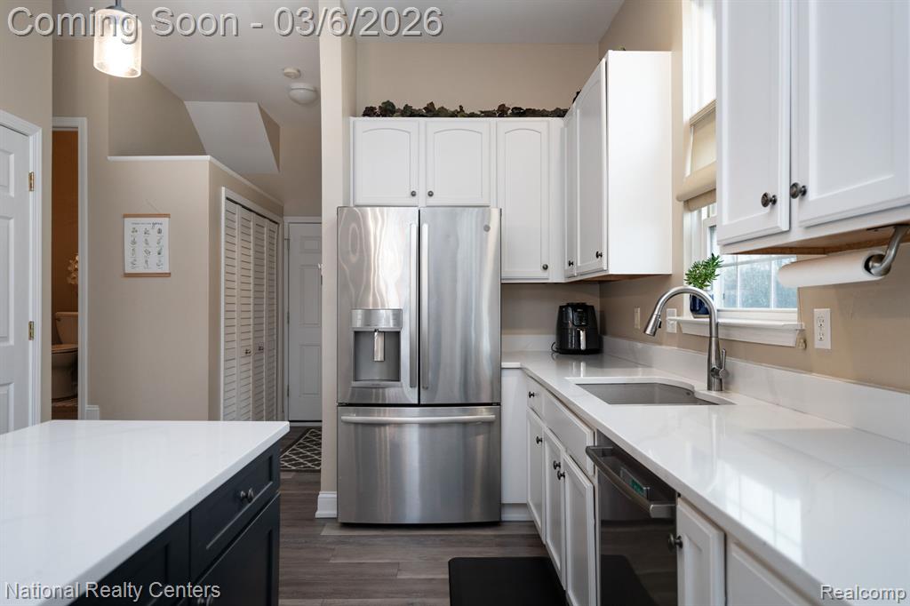 1015 Watersedge Court, Oxford, MI 48371 — Photo 18