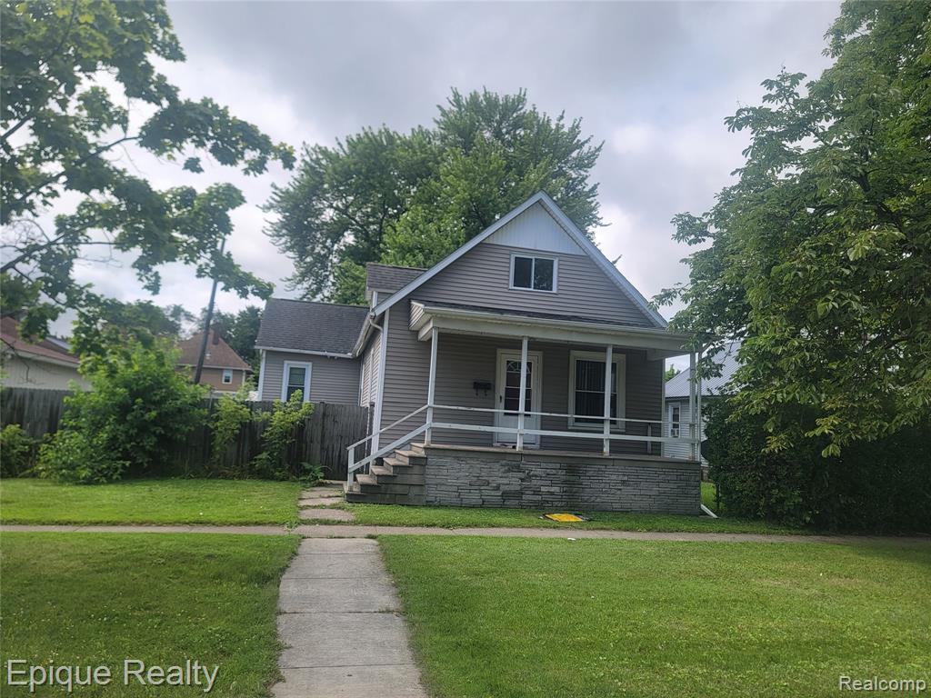 1112 Griswold Street, Port Huron, MI 48060 — Photo 2