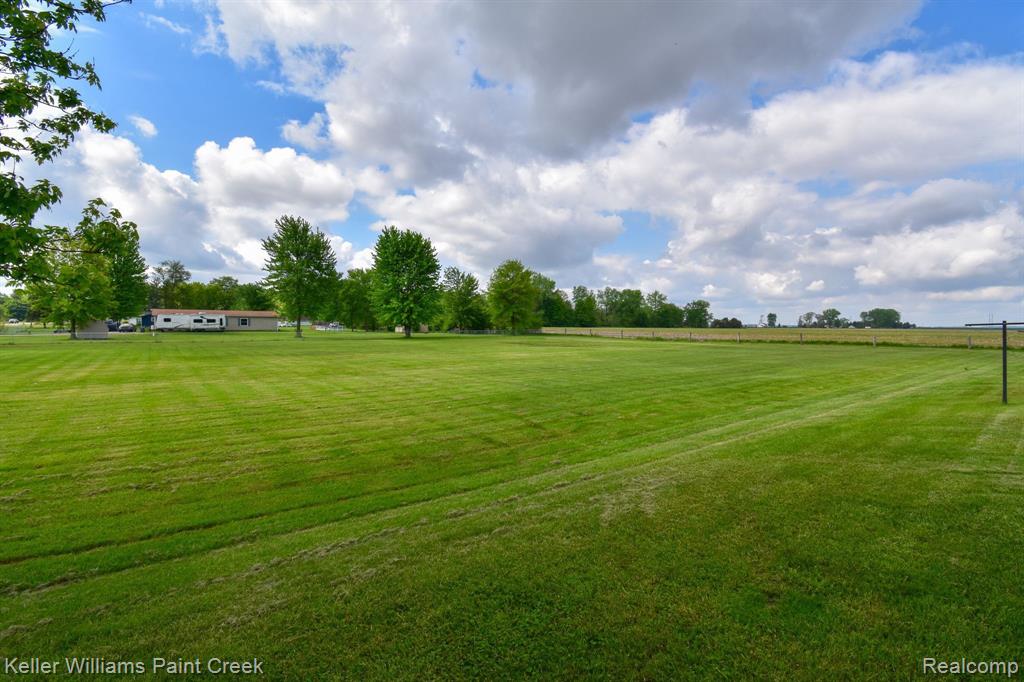 9316 EAST Road, Burt, MI 48417 — Photo 31