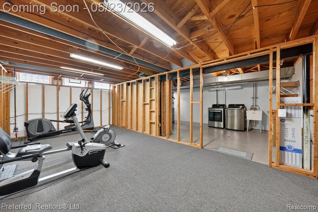 44181 Cranberry Drive, Canton, MI 48187 — Photo 36