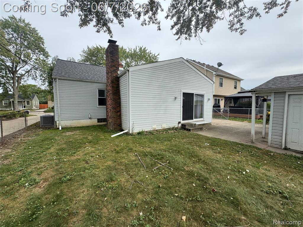 4235 Buckingham Avenue, Berkley, MI 48072 — Photo 4