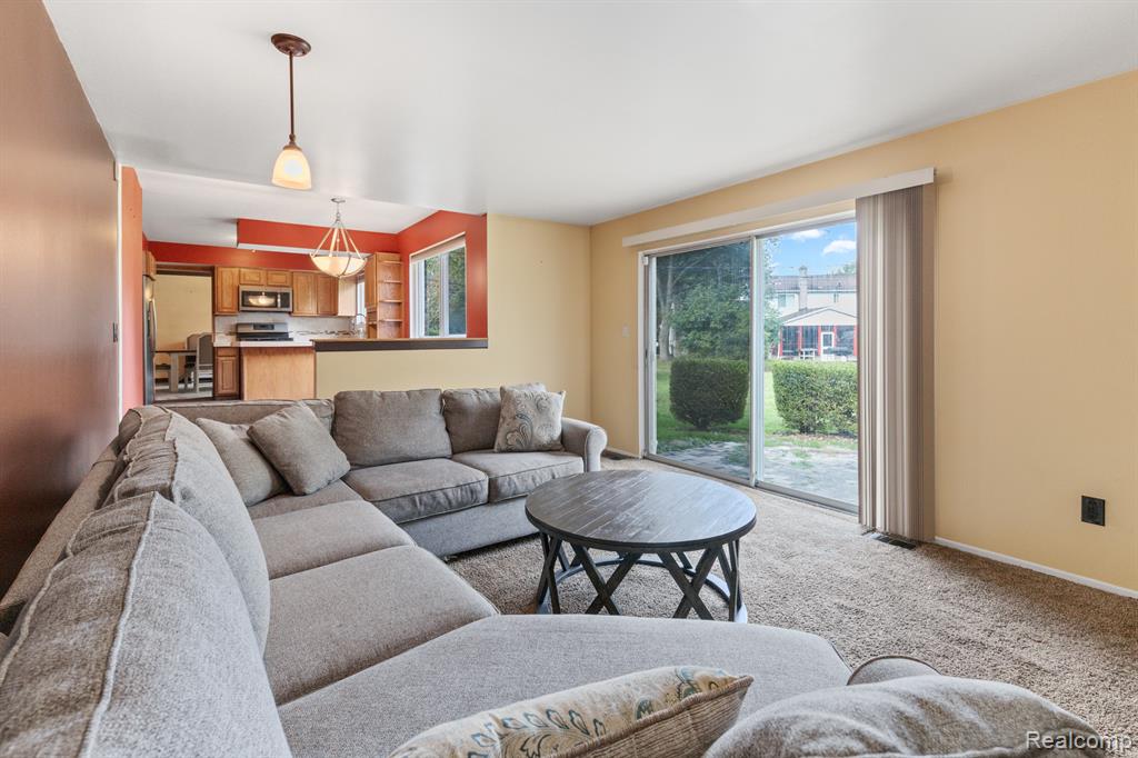 18230 RAINBOW Drive, Lathrup Village, MI 48076 — Photo 12