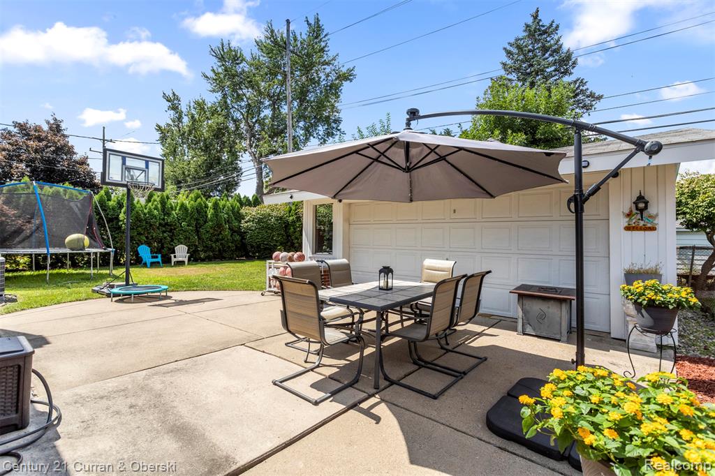 6647 Shadowlawn Street, Dearborn Heights, MI 48127 — Photo 22