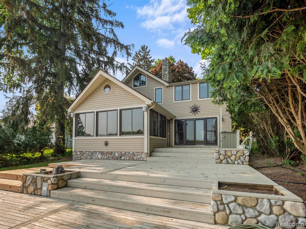 7028 Terrell Street, Waterford, MI — Photo 12