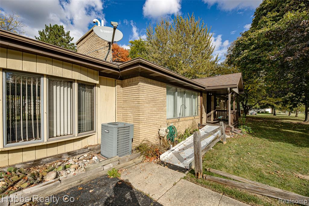 7122 Abbey Lane, Swartz Creek, MI 48473 — Photo 5