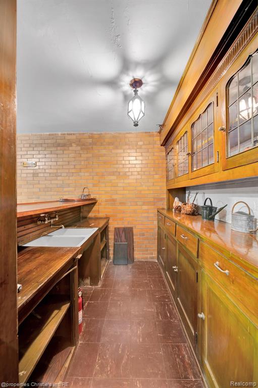 19635 Shrewsbury Road, Detroit, MI 48221 — Photo 57
