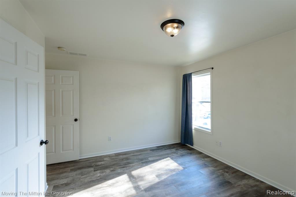 7373 Valley Drive, Brighton, MI 48116 — Photo 17