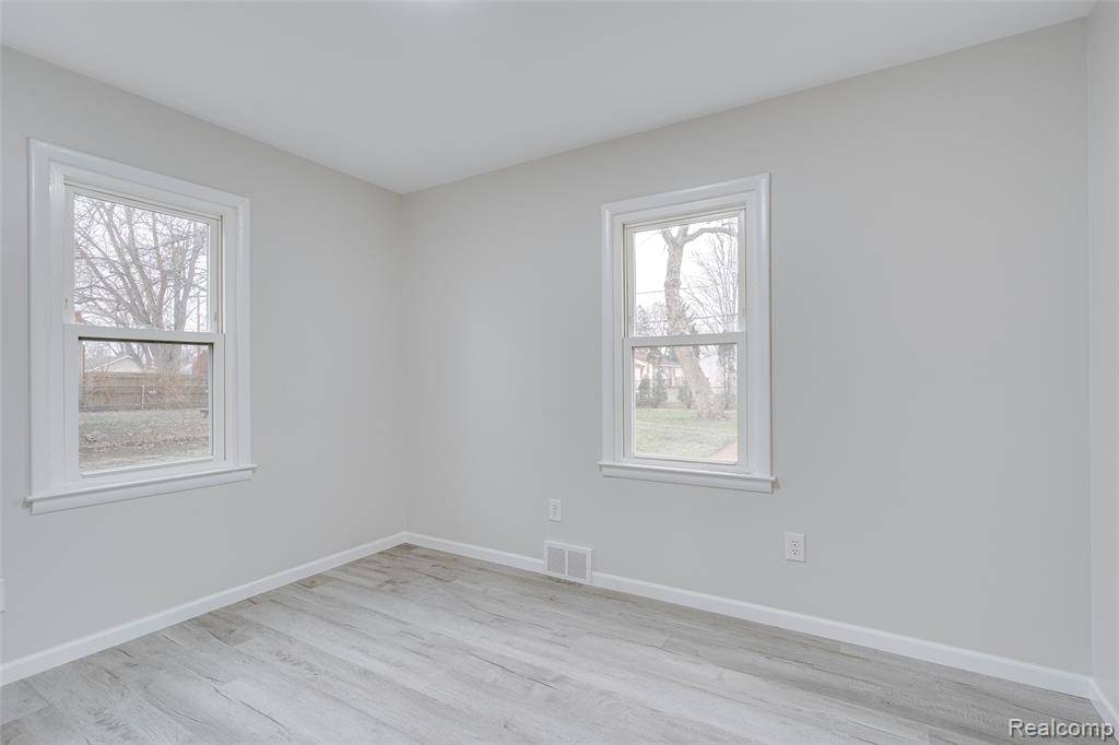 7451 Cavell Street, Westland, MI — Photo 19